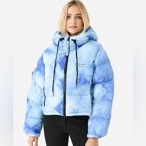 NWT Whitespace Cropped Puffer